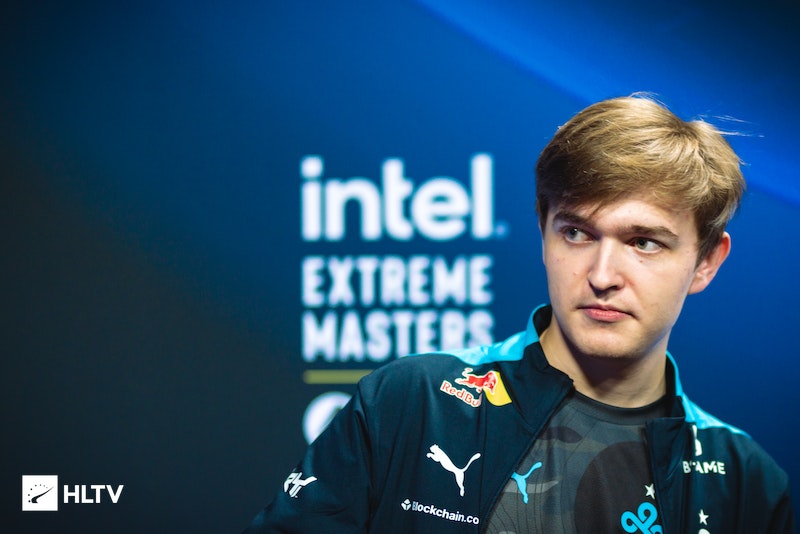 拳头国人画师潘诚伟PanDa更博，发布年度总结